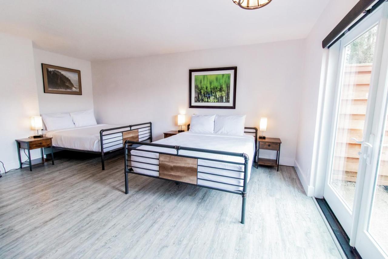 Scp Depoe Bay Hotel Exterior photo